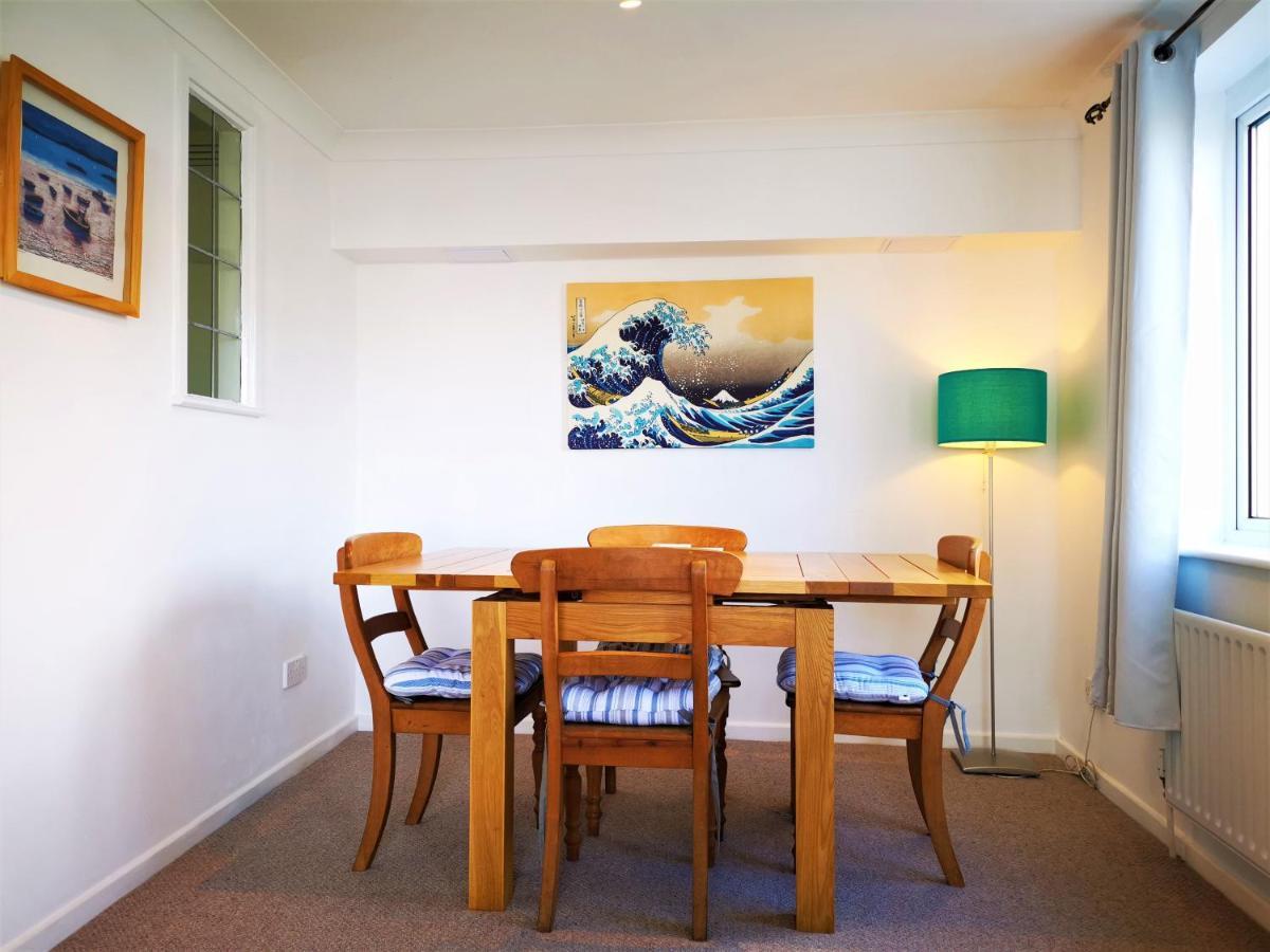 Marina Living With Parking, Balcony, Quiet And Secure Apartment Brighton Luaran gambar