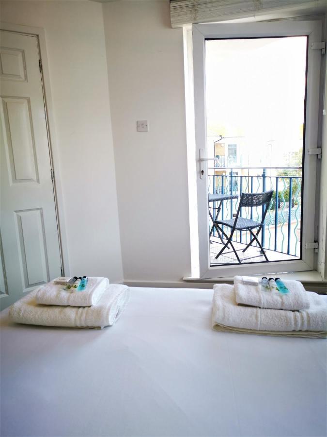 Marina Living With Parking, Balcony, Quiet And Secure Apartment Brighton Luaran gambar